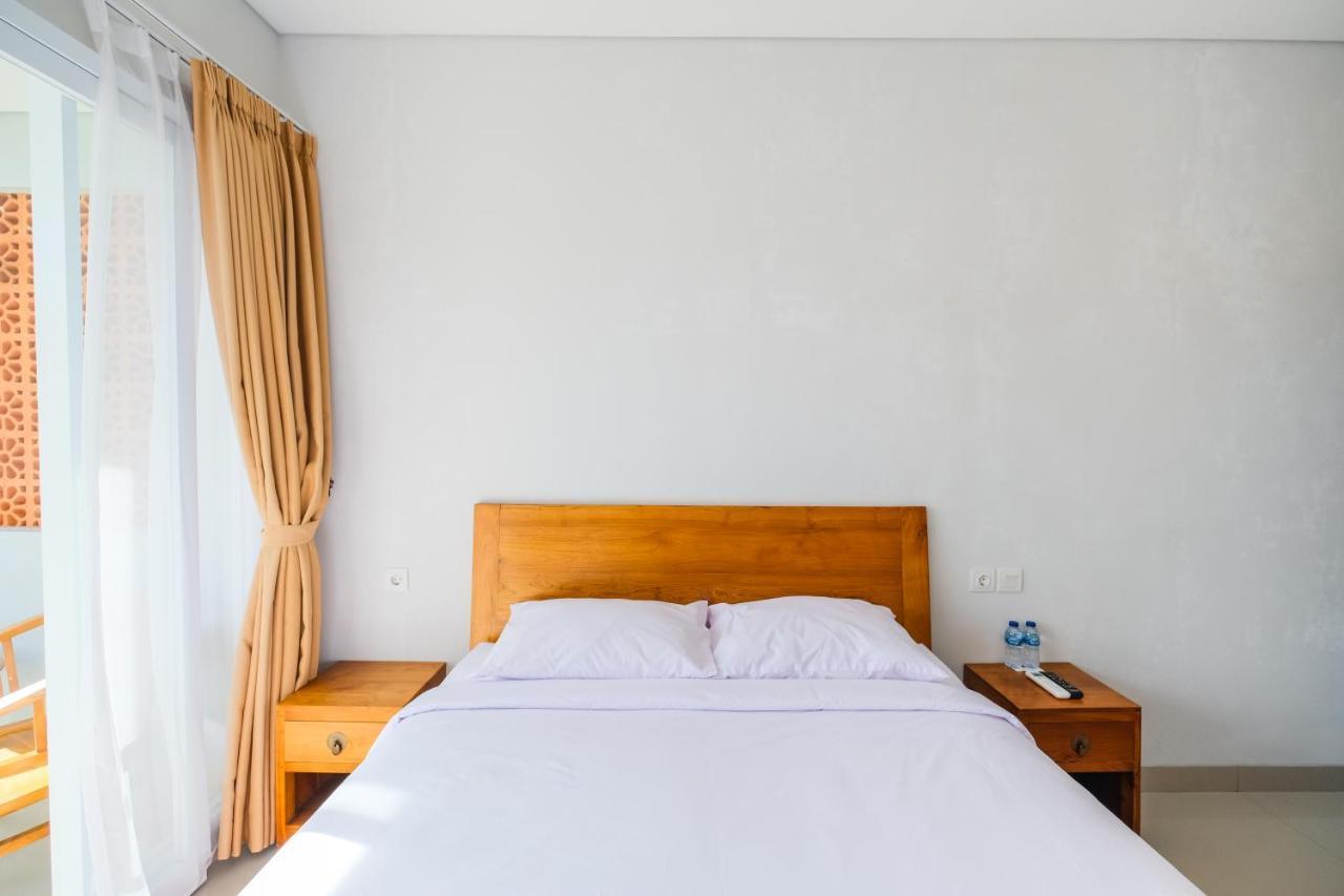 Dharma Guest House Seminyak Redpartner Exterior photo