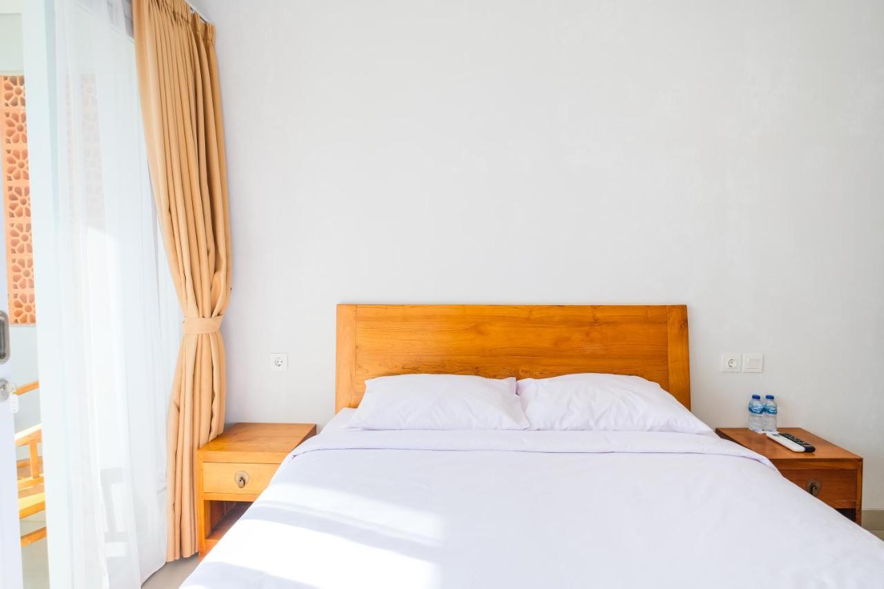 Dharma Guest House Seminyak Redpartner Exterior photo